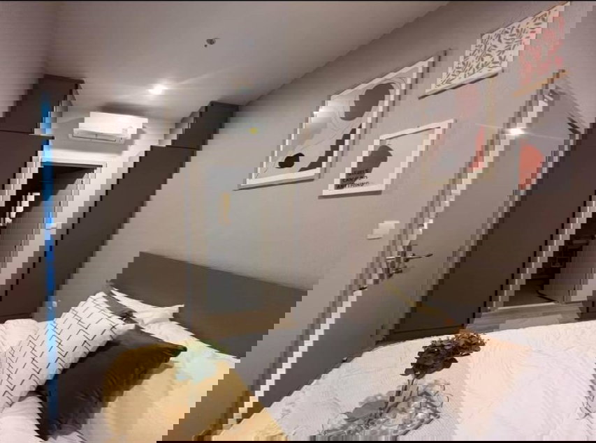 รูป Oka Haus: คอนโดใจกลางเมืองที่ตอบโจทย์ชีวิตมีสไตล์และความสะดวกสบาย - รูปที่ 5/7