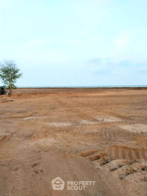 Land for sale Kui Buri Prachaubkirikhan : 24,240 m² Land for Sale in Kui Nuea (ID 2759004)