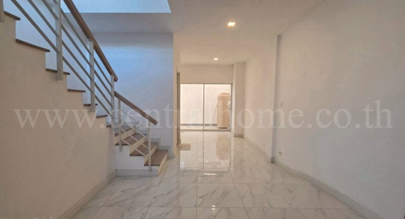 รูป โฮมออฟฟิศ 3 ชั้น หลังมุม 19.7 ตารางวา โครงการอาร์ เค พาร์ค 2 สายไหม - รูปที่ 4/16