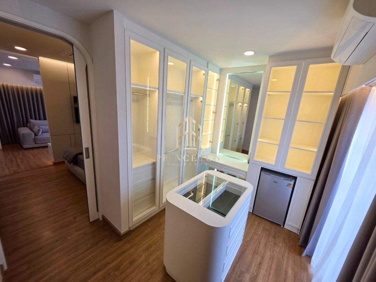 รูป บ้านเดี่ยว 2 ชั้น สไตล์ Modern Luxury เซนโทร บางนา - รูปที่ 10/14