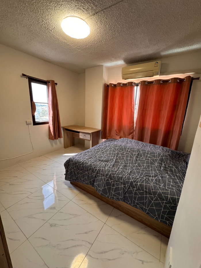 picture Condo For Rent!!Dynasty Condominium - 8/17