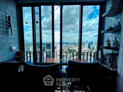 Condos for sale BTS Phaya Thai : 2-BR Condo at Ideo Q Victory near BTS Victory Monument (ID 2332696)