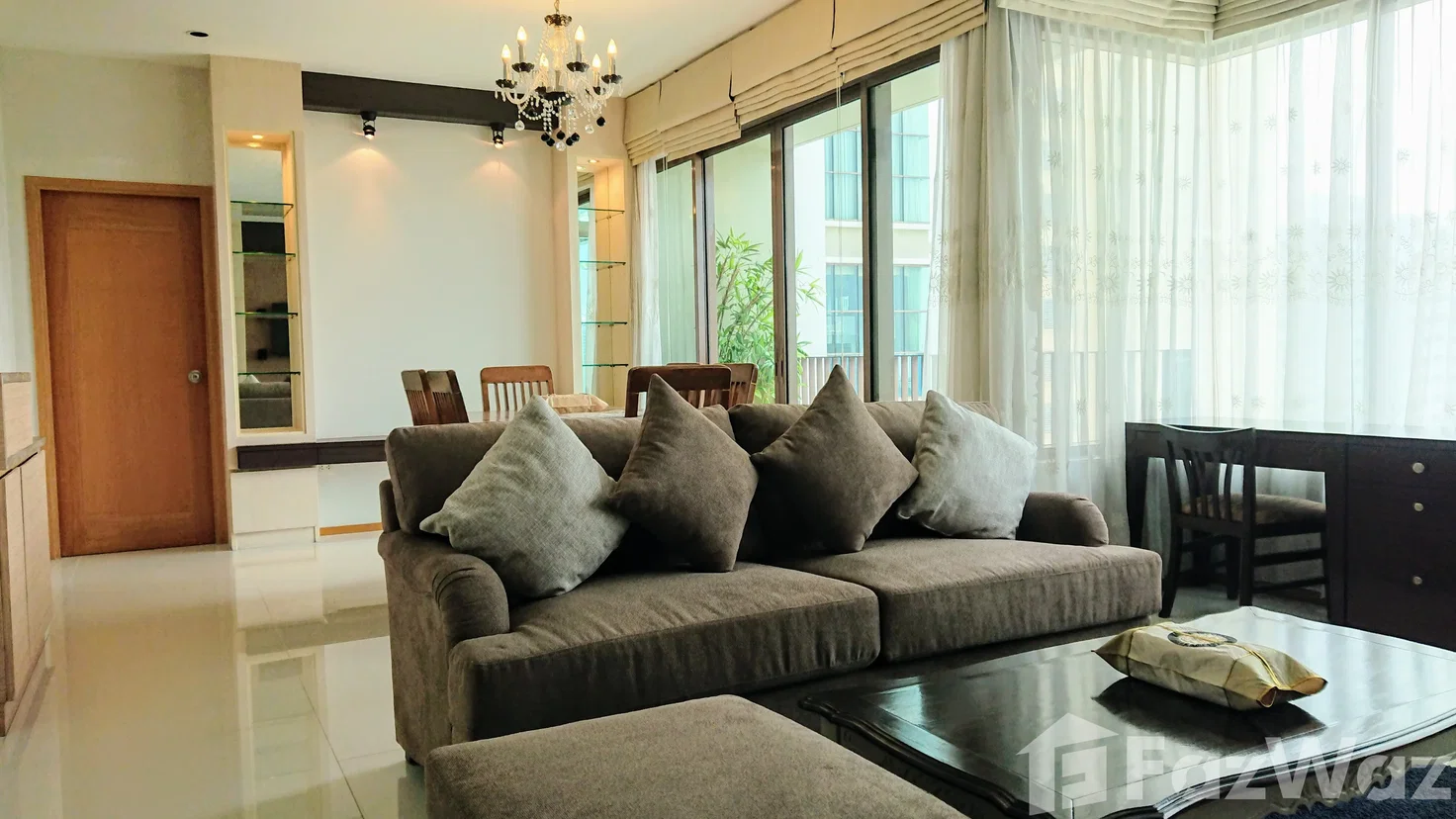รูป คอนโดให้เช่า 2 ห้องนอน ในโครงการ ดิ เอ็มโพริโอ เพลส 6135306 - รูปที่ 2/29