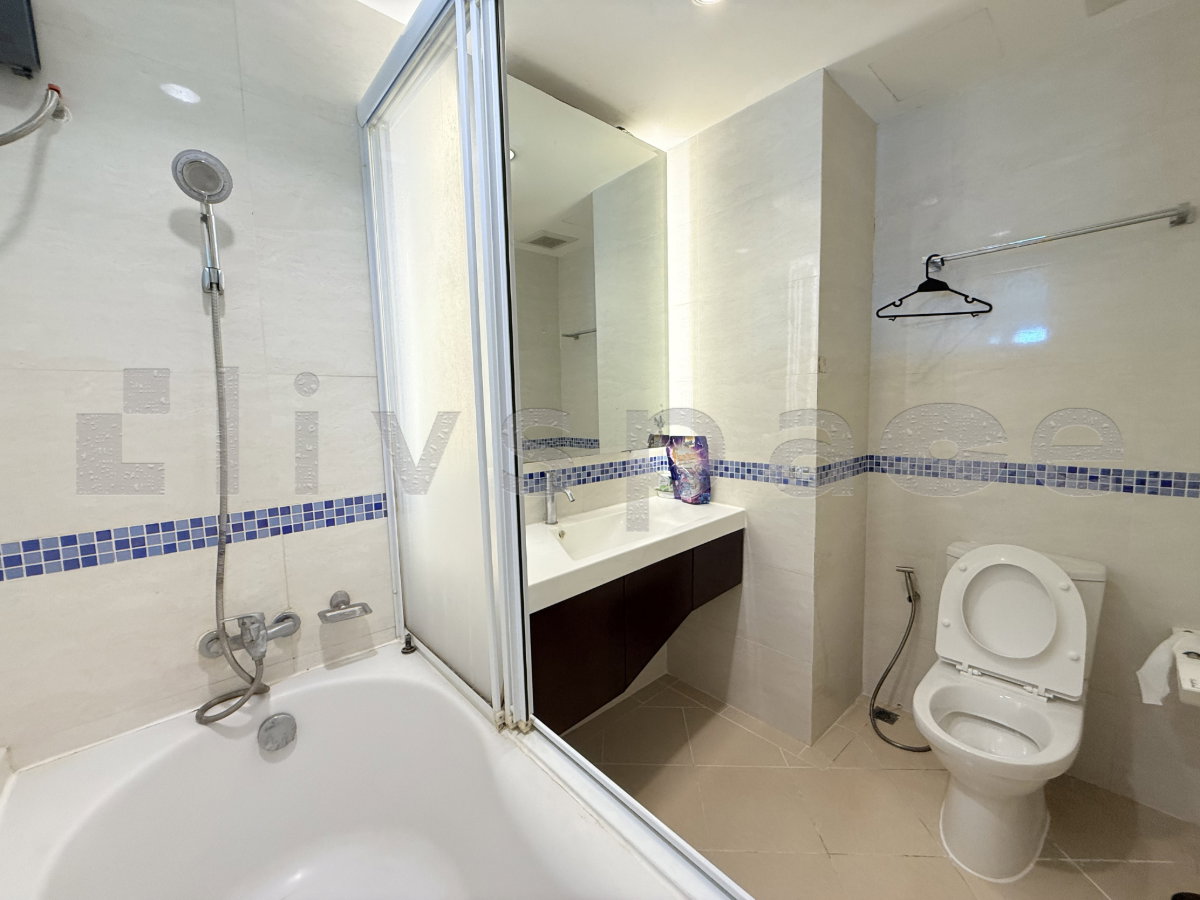 รูป ▚ LH162ツ ให้เช่า: Life@Sathorn 10 1BR 41ตรม. 18K🏙️✨ ห้องว่างทำความสะอาดแล้ว พร้อมเข้าชม เฟอร์ครบ ราคาดีมาก! - รูปที่ 9/9