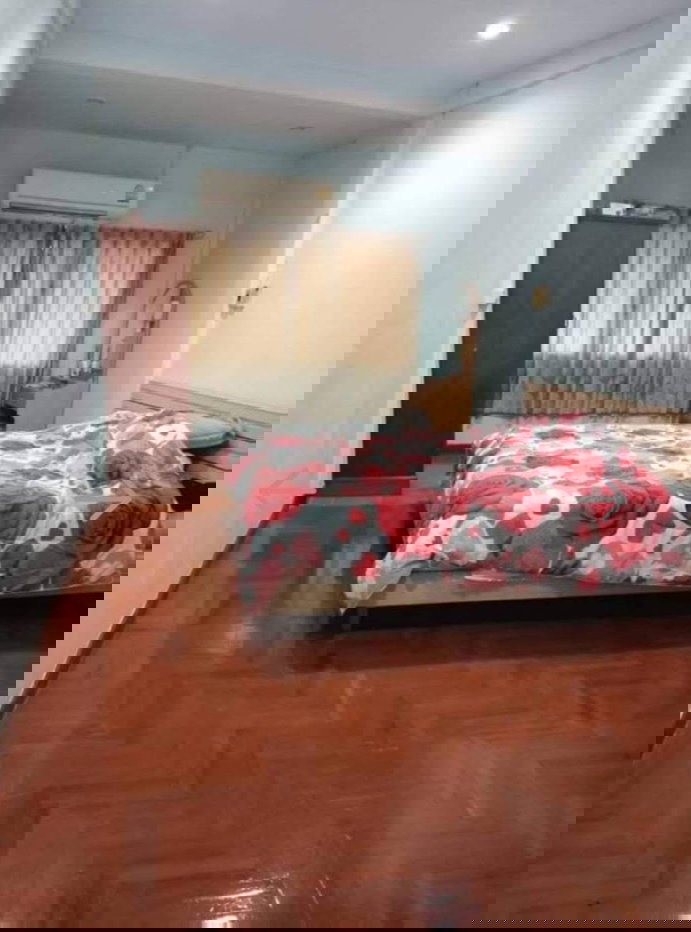 รูป 🔥 ให้เช่าทาวน์เฮ้าส์สุดพรีเมียม ใจกลางรัชดา-พระราม 9 🔥 💰 ราคาเช่า 30,000บาท เฟอร์นิเจอร์ครบพร้อมอยู่ เช่น อ่างอาบน้ำ ซิงค์ โทรทัศน์ ตู้เย็น - รูปที่ 3/5