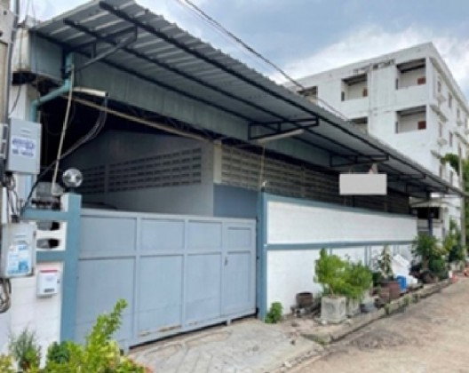 รูป ให้เช่าโกดัง โรงงาน พร้อมสำนักงาน พร้อมบ้านพัก / ซอยพัฒนาการ 76 พื้นที่ใช้สอย 1000 ตารางเมตร / รถใหญ่เข้าออกได้ จอดหน้าโกดัง - รูปที่ 1/14