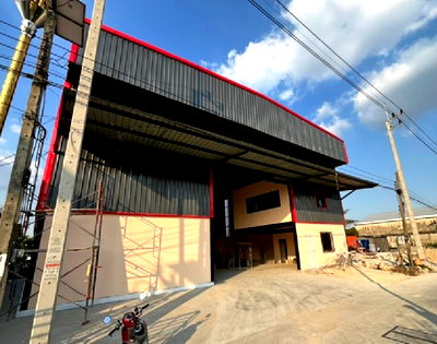 เช่าโรงงาน บางพลี สมุทรปราการ :  ให้เช่าโกดัง พร้อมสำนักงาน พื้นที่ 300 ตารางเมตร ซอยลาดกระบัง 14/1 / โกดังสร้างใหม่ / รถหกล้อ , สิบล้อ เข้าออกได้