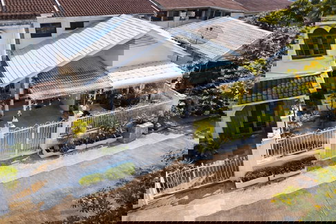 MRTโชคชัย4 1.8กม. MRTลาดพร้าว71 1.4กม. รพ. เปาโล โชคชัย4 950 ม. ทำเลลาดพร้าว บ้านชั้นเดียวกว้างขวาง 2-3นอน 2น้ำ 45ตร.ว. 180ตร.ม.