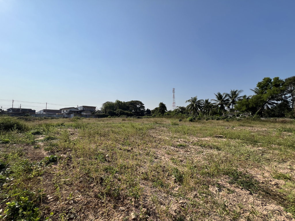 รูป ขายที่ดินเปล่า เหมืองง่า ลำพูน 4 ไร่ 3 งาน 8 ตร.ว. ที่ดินสวย ใกล้ซุปเปอร์ไฮเวย์  (ID:274LS) - รูปที่ 4/31