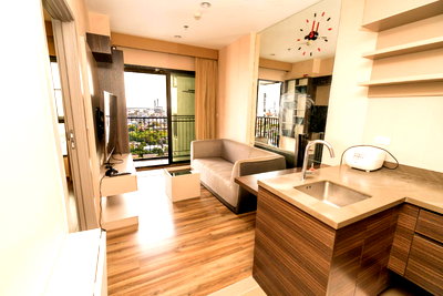 ขายคอนโด : Best Price ‼️ ขาย Teal Sathorn-Taksin ห้องสวยมาก ตกแต่งเฟอร์ครบ ชั้นสูง วิวเมือง DS2547 | Line @dstay