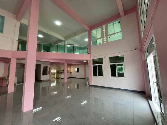 รูป ให้เช่าอาคารสำนักงาน 4 ชั้น ซอยพัฒนาการ 97  / แอร์ 3 เครื่อง (คนเช่าติดเพิ่มเองได้) / จอดรถ 5-6 คัน / เหมาะหลากหลายธุรกิจ จดบริษัทได้ - รูปที่ 4/23