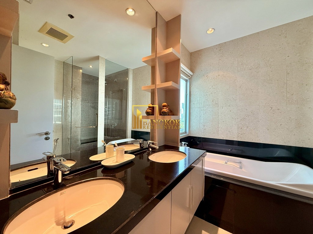 รูป Gorgeous 3 Bedroom Luxury Apartment For Rent in Phloenchit - BR21412AP - รูปที่ 20/42