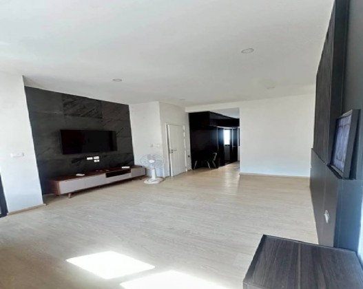 รูป ให้เช่าทาวน์โฮม / โฮมออฟฟิศ 3 ชั้น โครงการ Plex อ่อนนุช-วงแหวน / เฟอร์นิเจอร์บางส่วน / แอร์ทั้งหลัง / อยู่อาศัย หรือ Home Office จดบริษัทได้ - รูปที่ 2/14