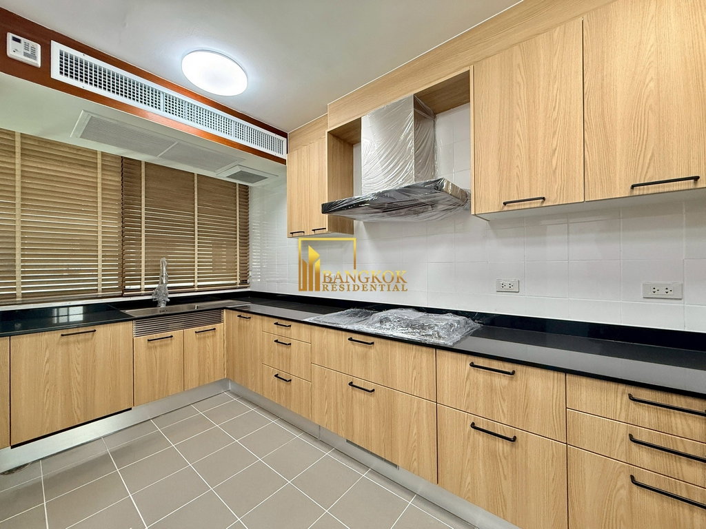 picture Ruamsuk Condominium | Elegant 3 Bed in Phrom Phong - BR60018CD - 10/47