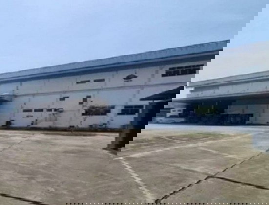 รูป ให้เช่าโรงงาน พร้อมสำนักงาน / พื้นที่สีม่วง ทำเล บางนา ตราด กม.23 บางเสาธง ซอยวัดบัวโรย / พื้นที่ดินเกือบ 7 ไร่ / รถเทรลเลอร์เข้าออกได้ / ขอ รง.4 ได้ - รูปที่ 7/16