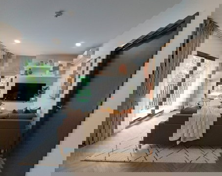 ห้องมุม  ASPIRE Arun Privé (แอสปาย อรุณ พรีเว่) ใกล้ รพ.ศิริราช เพียง 850 ม. ฟรี Hi-Speed WiFi ส่วนตัว