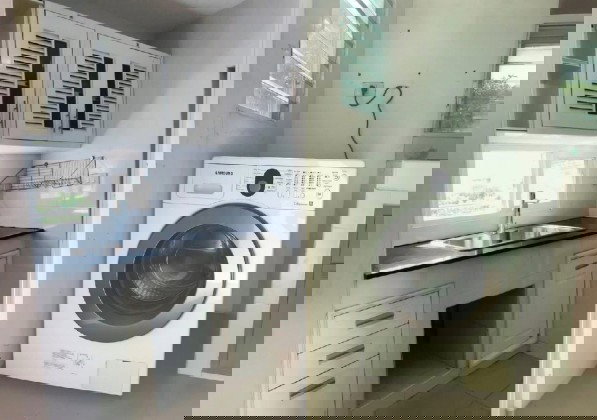 รูป ให้เช่าบ้านเดี่ยว 2 ชั้น หมู่บ้านมัณฑนา เลค วัชรพล ถนนสุขาภิบาล 5 เฟอร์นิเจอร์ครบ อยู่อาศัย เลี้ยงสัตว์ได้ หรือ เป็นสำนักงาน จดบริษัทได้ - รูปที่ 12/12