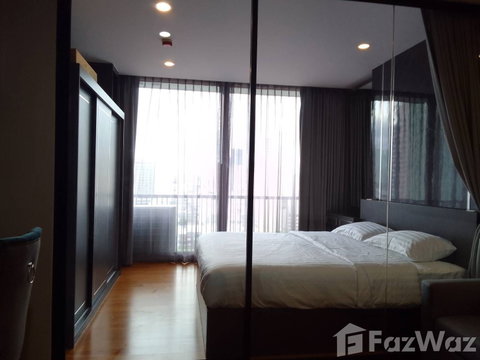 1 Bedroom Condo for sale at Noble Revo Silom 1935611