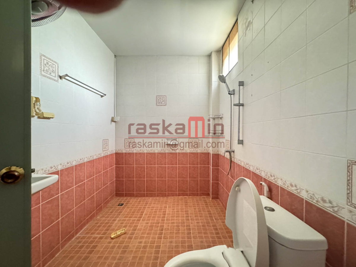 รูป บ้าน 2 ชั้น ขายที่ซอยสยามคันทรีคลับ – 5 ห้องนอน ราคาดีเพียง 6.5 ล้านบาท - รูปที่ 23/35