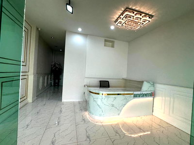 พื้นที่ขายของ ดีไซน์ วิลเลจ พุทธมณฑล : เซ้งคลินิกเวชกรรม มีที่จอดรถหน้าร้าน เป็นตึก 4 ชั้น Stand alone  พื้นที่ใช้สอย 243 ตร.ม นนทบุรี