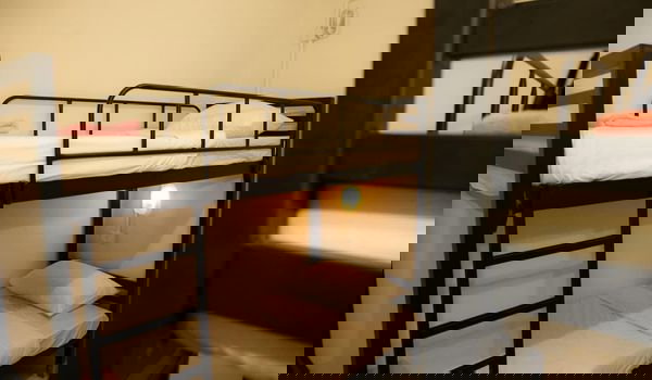 รูป ขายโรงแรม ด่วน สุขุมวิท ซ.15  เนื้อที่ 24 ตารางวา - รูปที่ 3/4