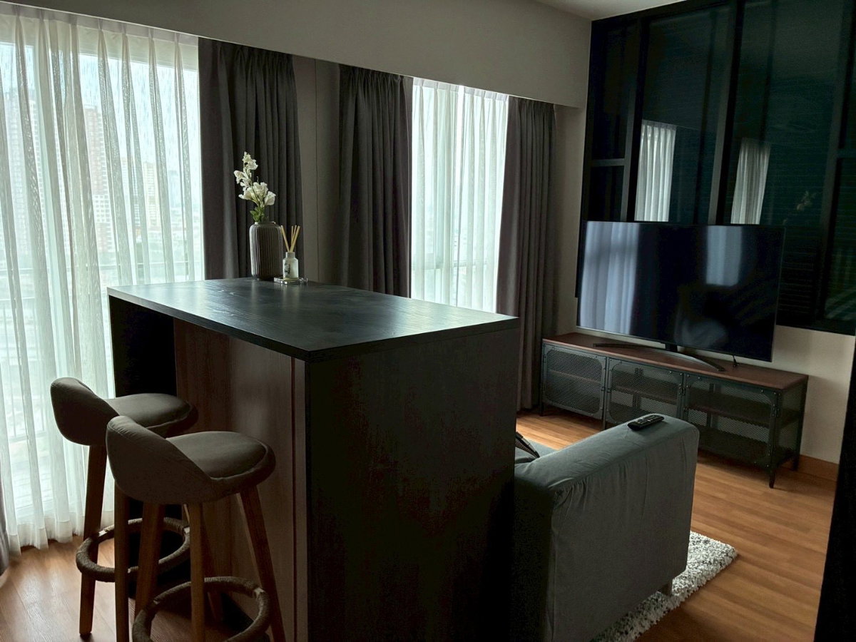 รูป ND0411 ให้เช่า คอนโด ลุมพินีเพลส รัชดา-สาธุ (ห้องมุม)  ไม่มีตึกบัง  - รูปที่ 8/12