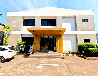 เช่าสำนักงาน ถนนแจ้งวัฒนะ : ให้เช่าอาคารสำนักงาน 2 ชั้น ทำเลวิภาวดีรังสิต (ติดถนนใหญ่) / แอร์ทั้งอาคาร / จอดรถหลายคัน / เหมาะหลากหลายธุรกิจ