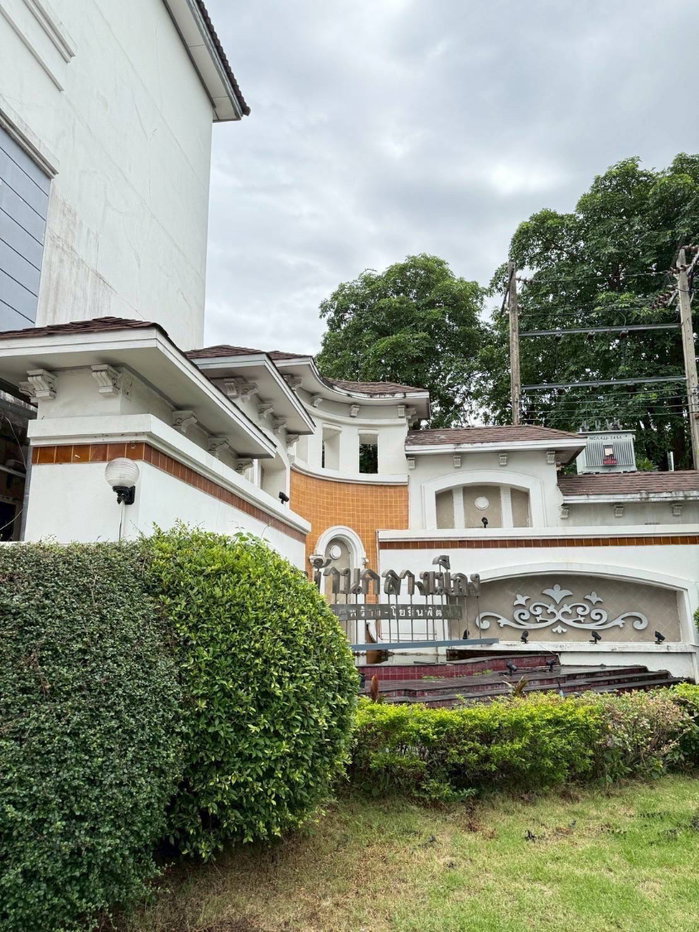 รูป ขายทาวน์โฮม 3 ชั้น 2 หลังติดกัน บ้านกลางเมือง ลาดพร้าว–โยธินพัฒนา | พื้นที่ขนาดใหญ่ เหมาะอยู่อาศัยหรือทำโฮมออฟฟิศ - รูปที่ 2/18