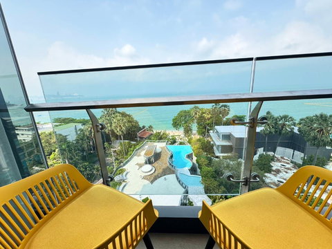 ให้เช่า อารมณ์วงศ์อมาตย์  Arom Wongamat  คอนโดใหม่ ติดทะเล 