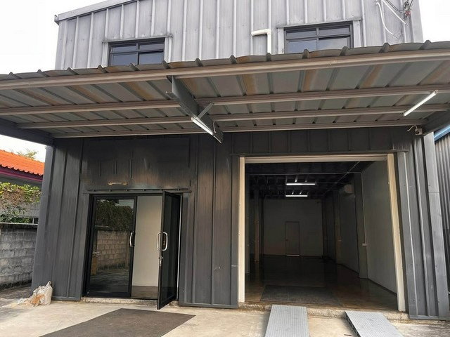 รูป HR3343ให้เช่าโกดังพร้อมออฟฟิศ 2 ชั้น – ทำเลโชคชัย 4 / สตรีวิทยา 2 พื้นที่ใช้สอยรวม 260 ตร.ม. | ประตูไฟฟ้า | กล้อง CCTV 13 ตัว (พร้อมทำธุรกิจทันที!) - รูปที่ 1/13