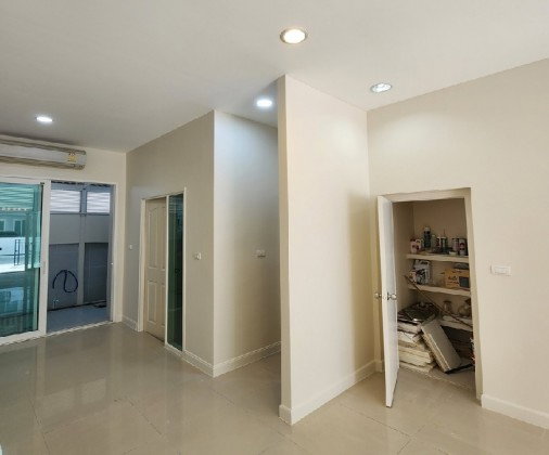 รูป ให้เช่าทาวโฮม 3 ชั้น โครงการบ้านกลางเมือง S-Sense เอสเซ้นต์ พระราม 9 – ลาดพร้าว / แอร์ 4 เครื่อง / อยู่อาศัย หรือ Home Office ไม่จดบริษัท - รูปที่ 3/13