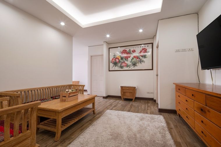 7-bed townhouse for rent, 600 sqm, 58 sq wah, Wang Thonglang