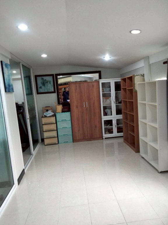 รูป ขายทาวน์โฮมหลังมุม ม.รัตนาวลัย ซ.วิภาวดีรังสิต 39 ทำเลดี เดินทางสะดวก ใกล้ฟิวเจอร์พาร์ค รังสิต - รูปที่ 8/13