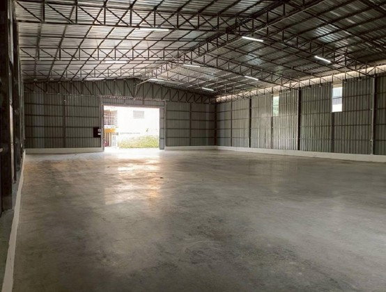 รูป ให้เช่าโกดัง (สร้างใหม่) รามอินทรา กม.4 / ปากซอย รถไฟฟ้า สถานี รามอินทรา กม.4 /พื้นที่ใช้สอยโกดัง 504 ตารางเมตร / รถใหญ่เข้า - ออก สะดวก - รูปที่ 6/9