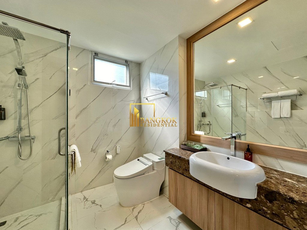 รูป Stunning 2 Bedroom Duplex Serviced Apartment in Phrom Phong - BR30045SA - รูปที่ 22/33