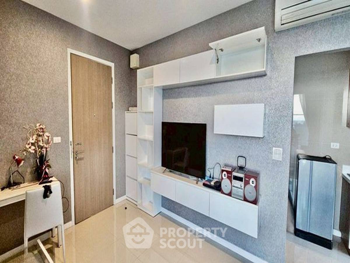 รูป คอนโด 1-ห้องนอน ที่ ซีฮิลล์ คอนโด ศรีราชา ใน สุรศักดิ์ (ID 2738810) - รูปที่ 3/10