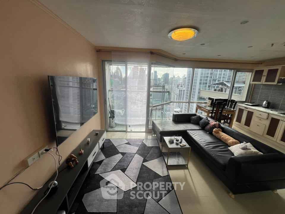 รูป คอนโด 1-ห้องนอน ที่ สุขุมวิท สวีท คอนโดมิเนียม ใกล้ BTS นานา (ID 2472642) - รูปที่ 2/5