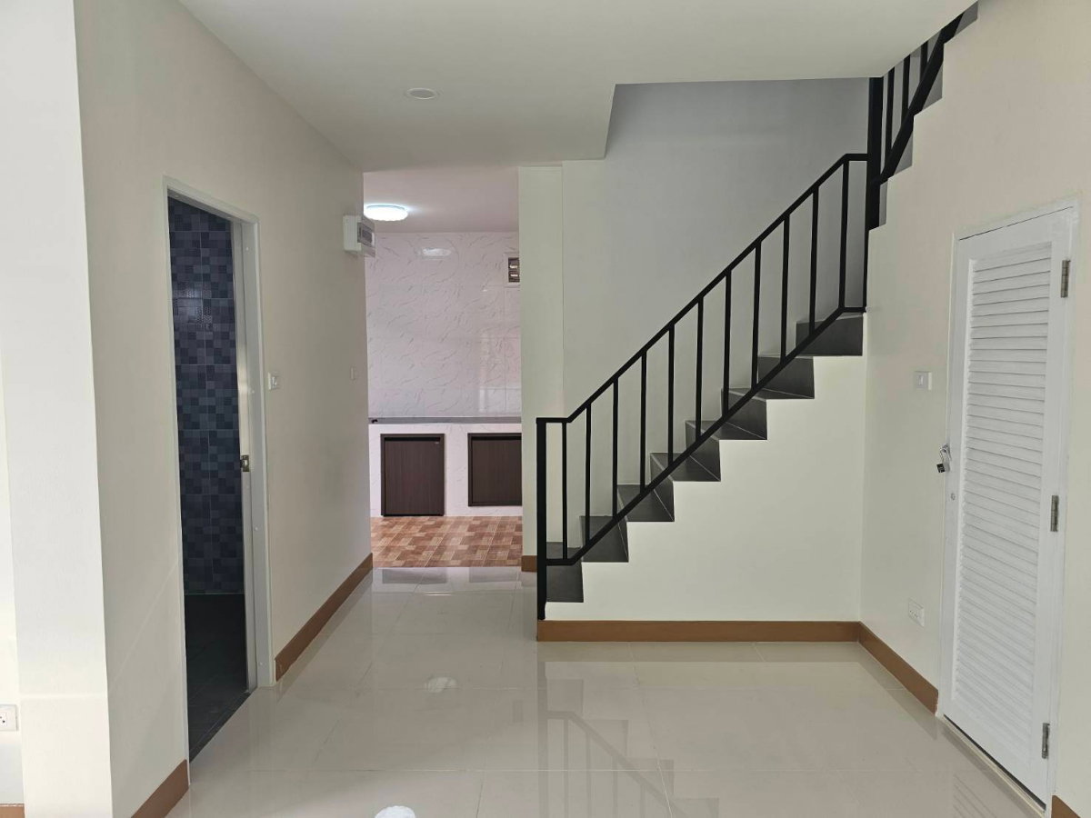 รูป ขายบ้านเดี่ยว 2 ชั้น บ้านฟ้ากรีนพาร์ค เฟส2 รังสิต-คลอง2 มี 3 ห้องนอน 2 ห้องน้ำ ใกล้ตลาด รีโนเวทพร้อมอยู่ (TS0037) - รูปที่ 8/13