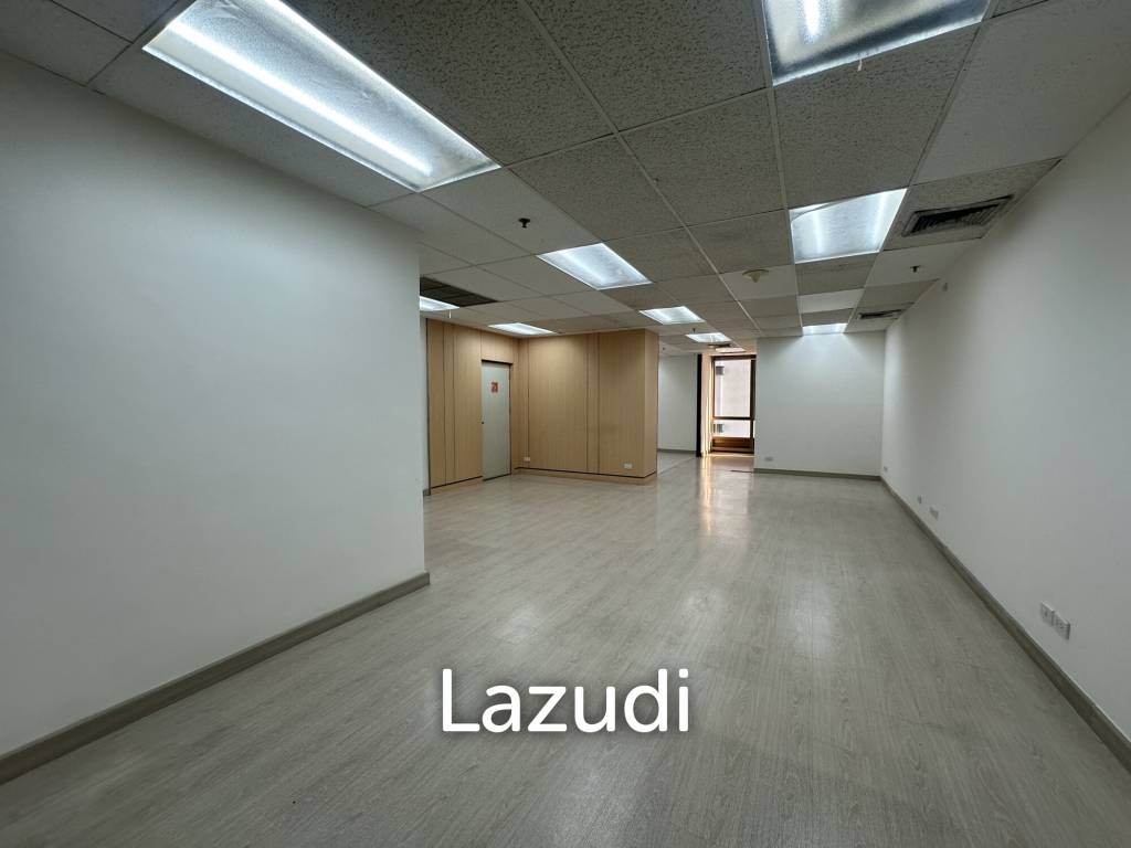 รูป 70.0 ตร.ม. ออฟฟิศสำหรับ เช่าใน คลองเตยเหนือ - รูปที่ 13/23