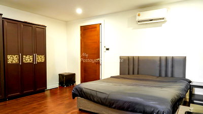 Condos for sale : 🛏️ 1 Bed - 🛁 1 Bath - 🏙️ City View - 🌏 FOREIGN name - 🏢 Jomtien Beach Penthouses Pattaya - Ref: JBP02
