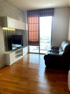 Condos for rent : For rent Villa Sathorn, beautiful room great price fully furnished high floor city view DS2611 | Line @Dstay