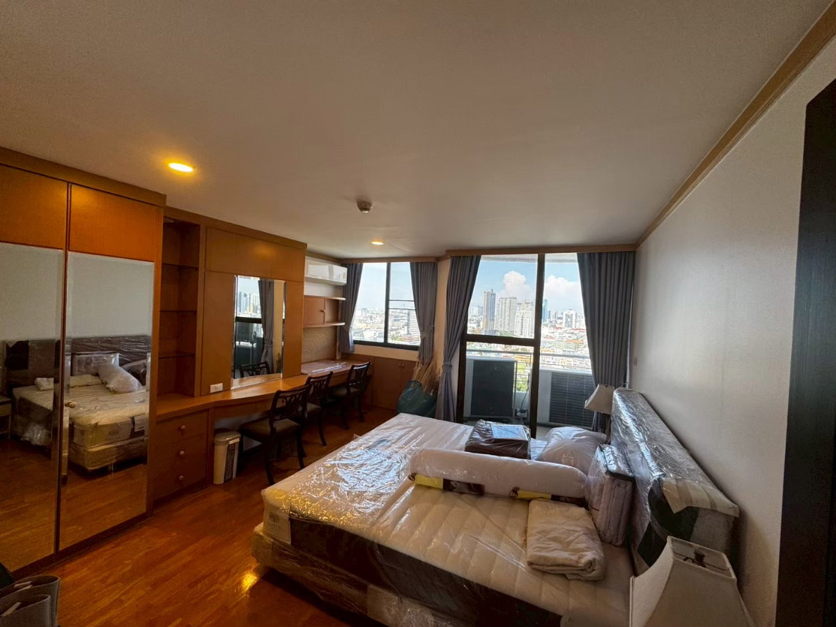 รูป Best Price 🔥ให้เช่า Supalai Place Sukhumvit 39 ห้องสวยมาก ตกแต่งเฟอร์ครบ ชั้นสูง วิวเมือง | Code DS2154 Line : @Dstay - รูปที่ 4/12