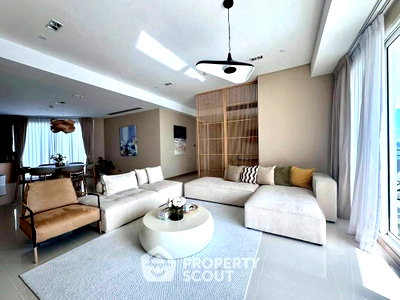 Condos for rent : High-Floor 3-BR Condo 217 Sqm Reflection Jomtien Beach Pattaya (ID 2761104)