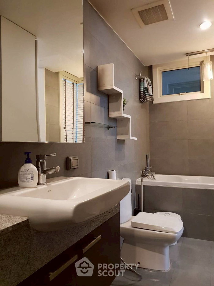 รูป คอนโด 1-ห้องนอน ที่ แมนฮัตตัน ชิดลม ใกล้ BTS ชิดลม (ID 2759039) - รูปที่ 9/11