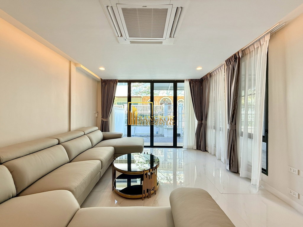 รูป Delightful 4 Bedroom House For Rent in Thonglor Area - BR28274SH - รูปที่ 19/48