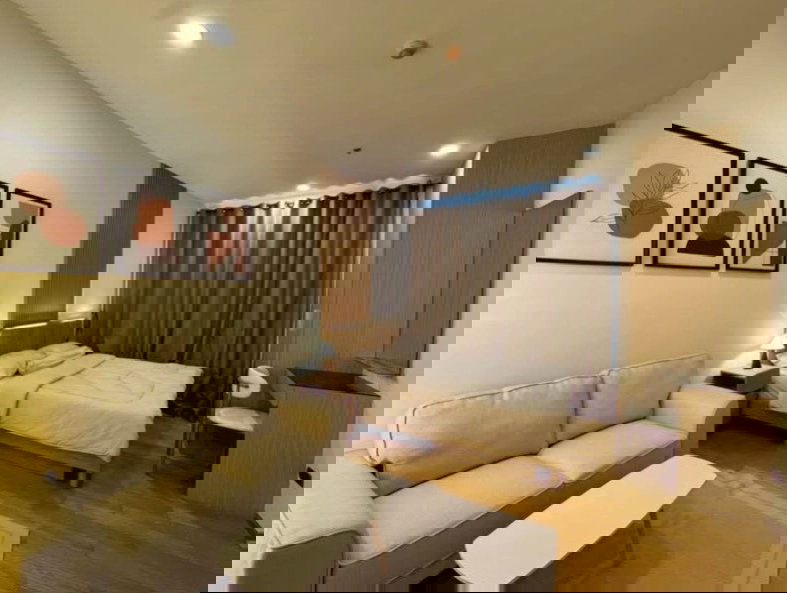 รูป ให้เช่า Fuse Sathorn Taksin ห้องสวยมาก น่าอยู่สุดๆ ราคาดีมาก นานๆทีจะว่าง พร้อมอยู่ | Code DS2302 Line : @Dstay - รูปที่ 2/6