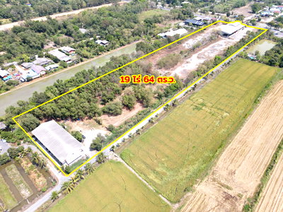 ที่ดิน ถนนธัญบุรี : [ขายด่วน!] ที่ดินผืนใหญ่ 19 ไร่เศษ พร้อมกิจการอู่รถเมล์และหอพัก 40 ห้อง ทำเลทองคลองหก-คลองหลวง เชื่อมต่อวงแหวนกาญจนาฯ