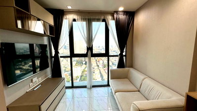 Condos for rent : Best Price 🔥 For Rent: Ideo Mobi Sathorn Duplex. Beautiful room, luxurious decoration, very comfortable to live in. | Code DS2299 Line : @Dstay