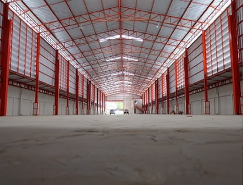 ให้เช่าโกดัง พร้อมสำนักงาน ซอยลาดกระบัง เข้าซอยไม่ลึก ใกล้ โรบินสัน ลาดกระบัง พื้นที่โกดัง 1600 ตารางเมตร ทำเลดี รถเทรลเลอร์เข้าออกได้