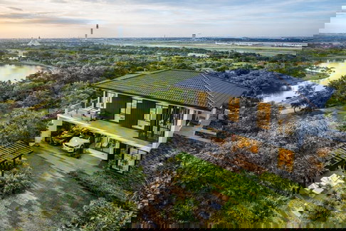 ใกล้นิคมอุตสาหกรรมอัญธานี กรุงเทพฯ 1 กม.พร้อมเฟอร์ฯครบ มัณฑนา อ่อนนุช-วงแหวน4 บ้านเดี่ยว 2 ชั้น ดีไซน์ทันสมัย 4 นอน 4 น้ำ